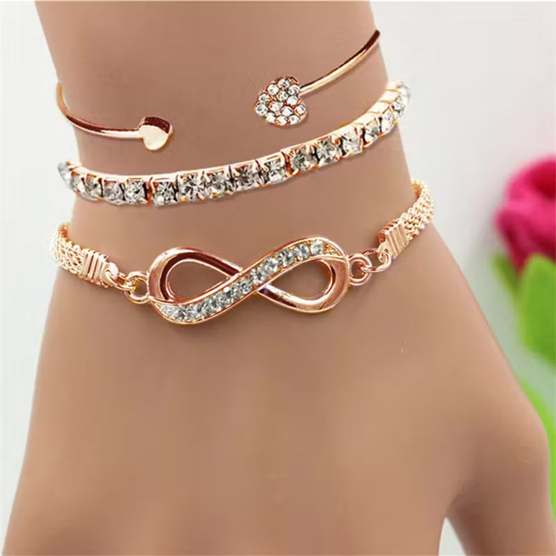 Set de Pulseras Infinito Dorado – Elegancia para Mujer